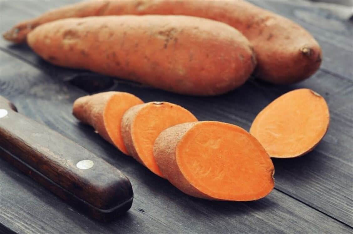 اكتشف سر وصفة الملح للقضاء على الشيب نهائيا في أقل من ساعة بدون ظهوره مرة أخرى!