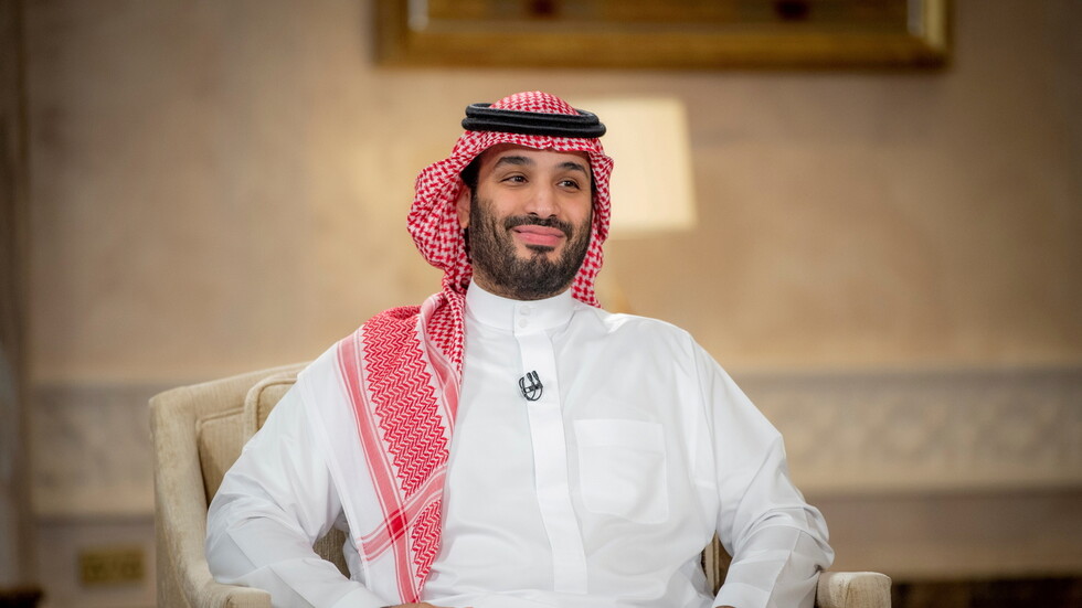 شاهد أول صور مسربة من طفولة ولي العهد السعودي الأمير محمد بن سلمان.. لن تصدق كيف كان شكله وكيف اصبح الان ؟ فارق كبير لا يُصدق !