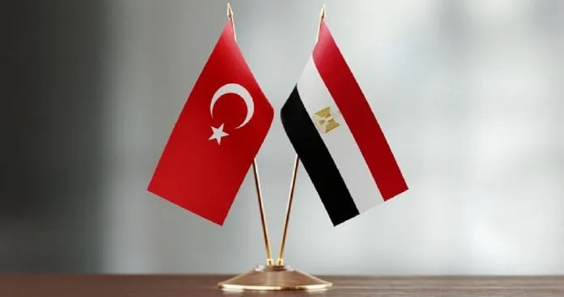 علمي مصر وتركيا