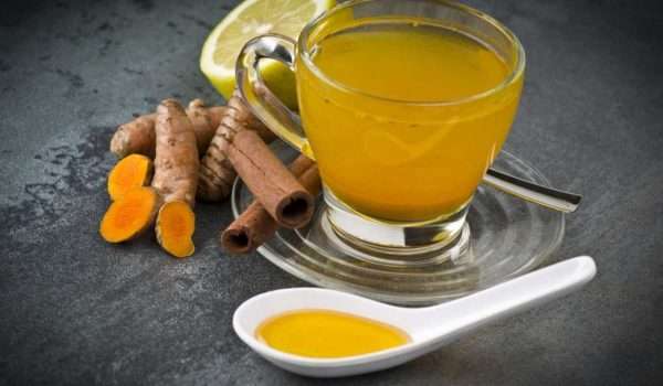  هذا ما لاحظته ظهر على جسدي بعد شهر من شرب الكركم سعودية عشرينية تروي تحربتها!!