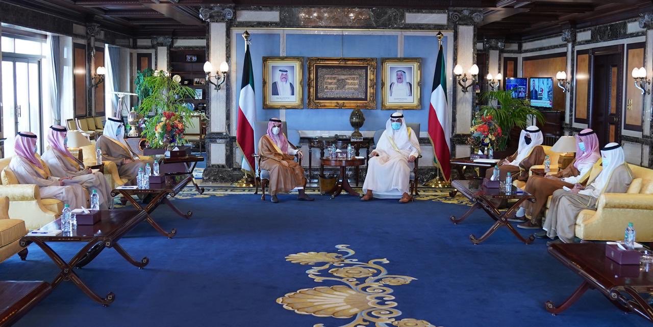 رسالة خطية من الملك سلمان إلى ولي عهد الكويت