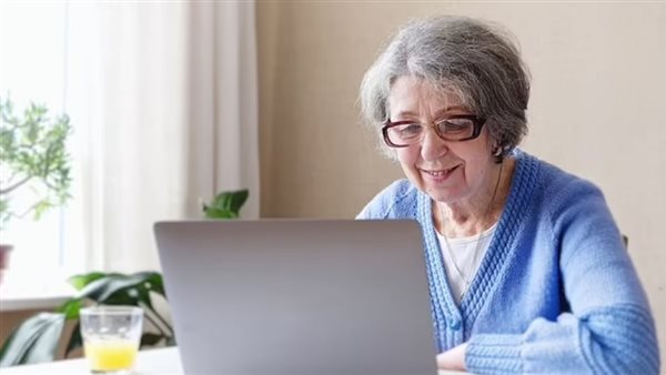 لن تتوقع ماذا يحدث لـ عقلك عند استخدام الإنترنت باستمرار ؟!