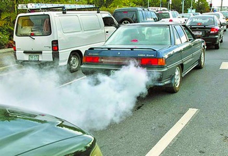 ادخنة السيارات