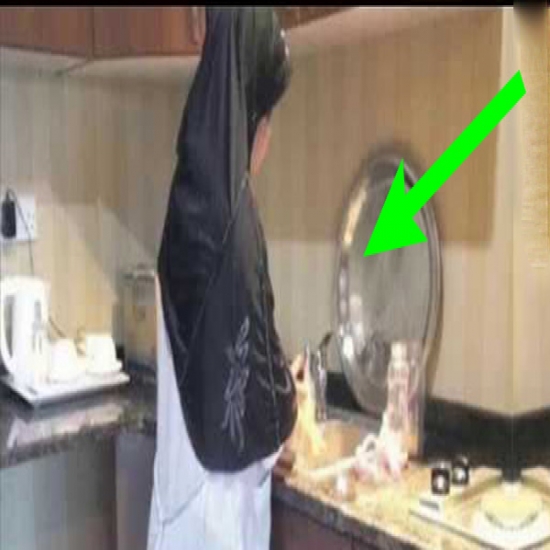 خادمة