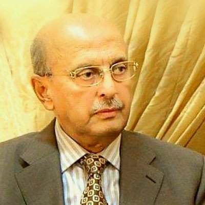 وزير يمني سابق يكشف عن تطور هام في مفاوضات السلام بمسقط.. تفاصيل هامه 