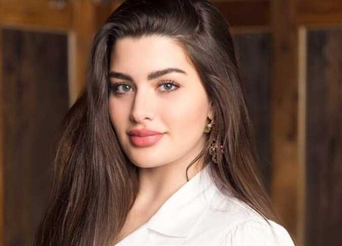  الفاشنيستا الكويتية روان بن حسين