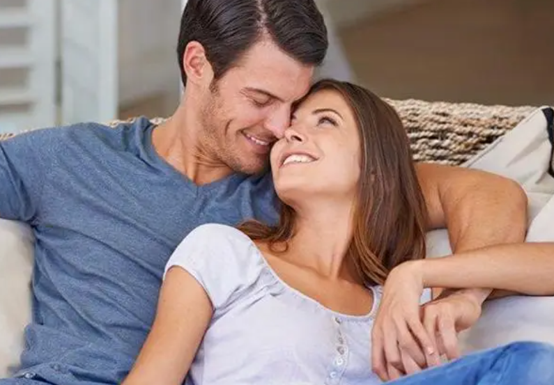 للنساء هل تتمتعي بهذه المميزات التي يحبها الرجال؟ تعرفي على هذه المميزات التي يخجل الرجل من البوح بها.