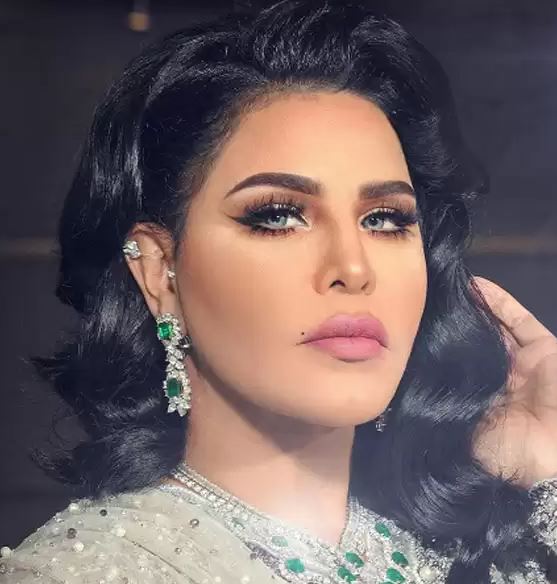 صورة نادرة للفنانة احلام مع زوجها مبارك في ليلة زفافها قبل 19 عام ..  ما ستشاهده عيناك سيصدمك !