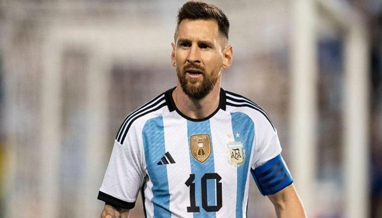 ميسي يفجر مفاجئة مدوية بتعليق صادم عن النبي محمد وكيف كانت ردة فعله عند عند سماعه أذان الفجر !!