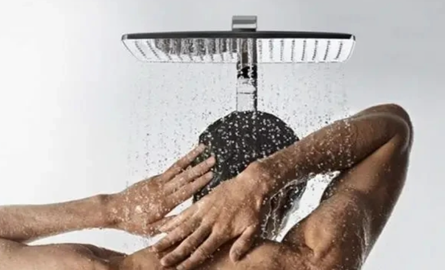 من أهم فوائده إنقاص الوزن تعرف أكثر على فوائد الاستحمام بالماء البارد