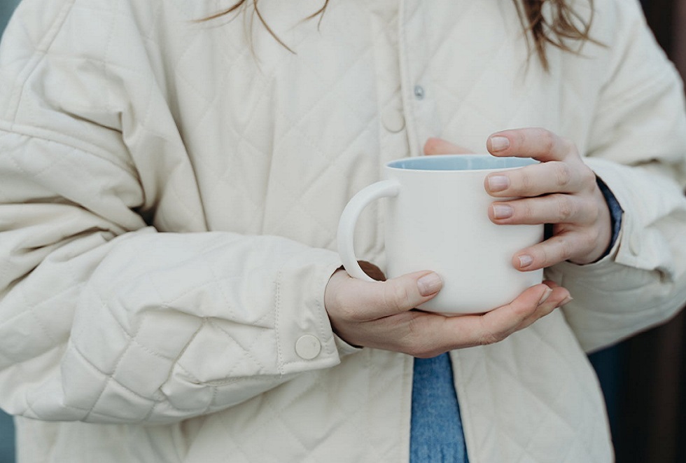 احذر وبشدة من هذا المشروب اليومي الخطير فإنه يدمر اغلى ما تملك في جسمك ؟  .. تجنبه فوراً 