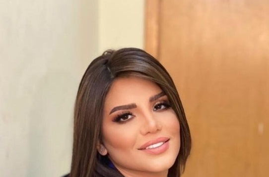 عندما سألوا الإعلامية الشهيرة سما احمد عن سببٌ هروبها من عريسها ليلة الدخلة! .. فأجابت بكل جرأة و دون ذرة خجل !