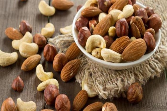 حتى لوكبير في السن.. هذ النوع من المكسرات يضبط السكر ويعيد لك شبابك .. تعرف عليها الان؟