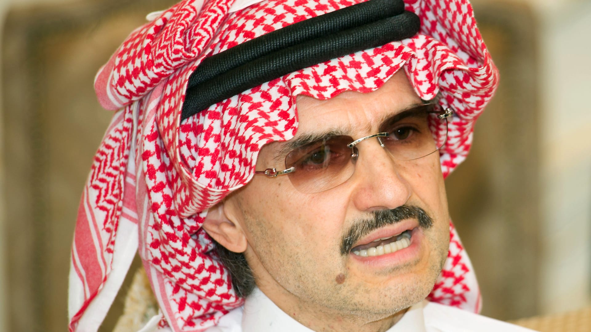 فرصة ذهبية ..احصل على مساعدة مالية وسكن وسيارة من مؤسسة الوليد بن طلال دون مقابل في السعودية ؟!..سجل الآن 