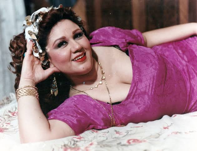 الفنانة هياتم