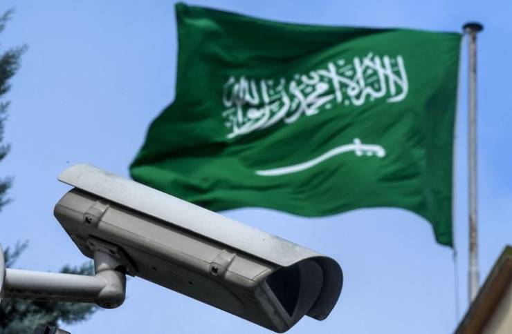 لاذنب عليكم .. شيخ سعودي :يجوز ممارسة هذا الفعل مع النساء المطلقات ..فتوى غريبة تشعل السعودية