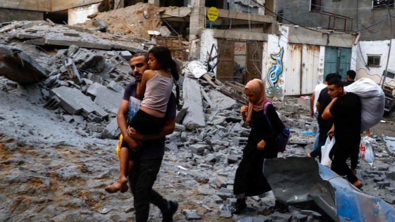 متحدث عسكري إسرائيلي ينصح الفارين من غزة بالتوجه لهذه الدولة العربية!