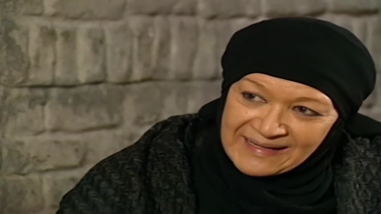 الفنانة المصرية الوحيدة التي كانت تترك التصوير وتقسم على أن تكمل الصلاة أولاً .. لن تتوقع من تكون؟