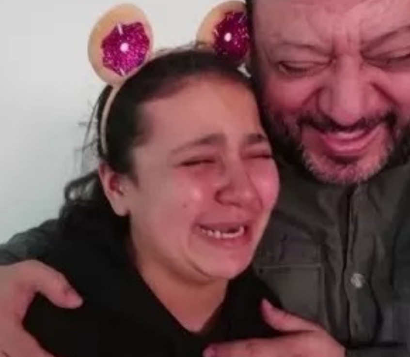 ما الذي حدث لأبنة مؤسس قناة طيور الجنة  جنى ؟ .. الجمهور مصدوم مما حصل !
