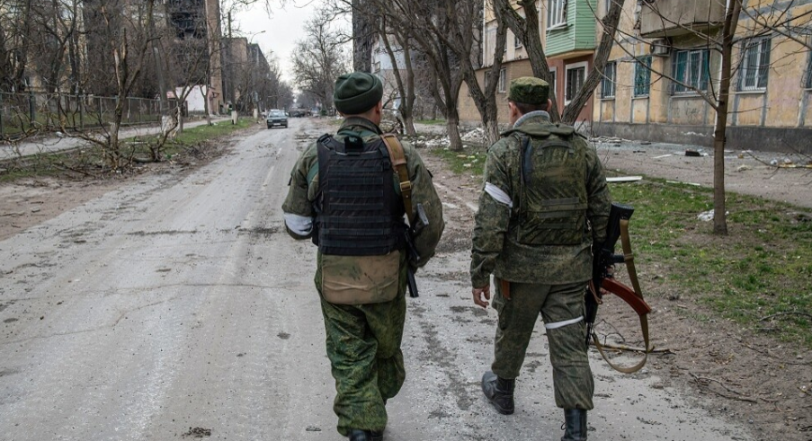 مقاتلون عرب في أوكرانيا تعرف على جنسياتهم ولجانب من يقاتلون 