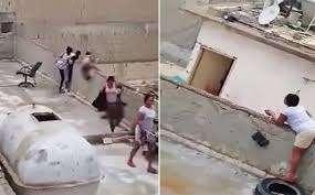 شبكة دعارة في سطح مبنى