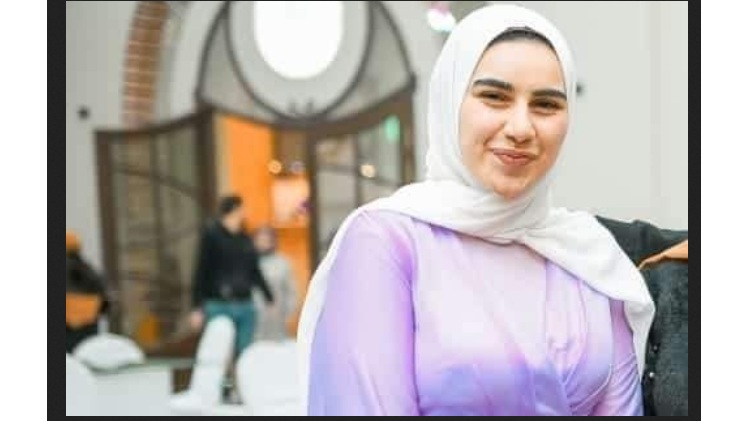 طالبة ثانوية تنهي حياتها بإطلاق النار على رأسها بعدما أرتكب والدها معها هذا الفعل المزلزل .. (تفاصيل صادمة)
