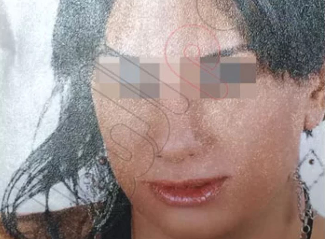 شاب بملابس نسائية في الكويت - ارشيف