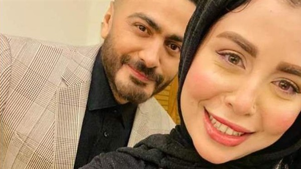 تامر حسني وآية مكرم
