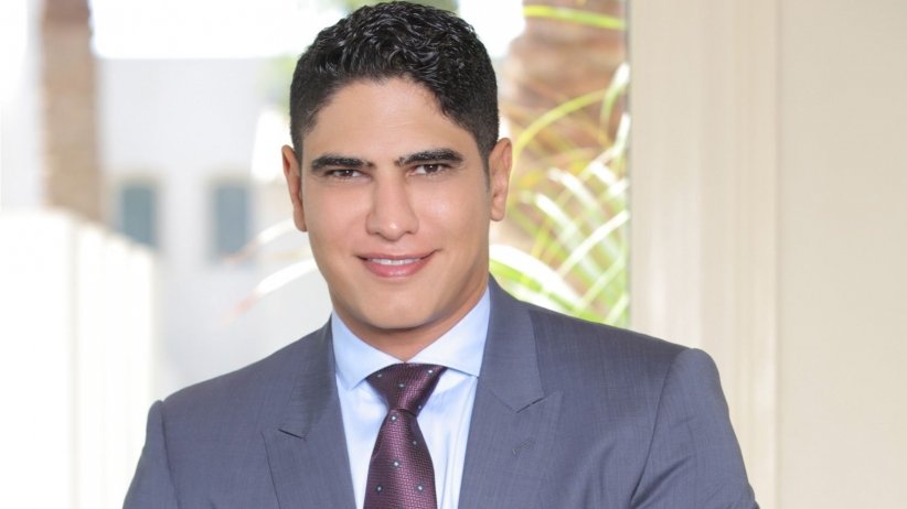    أول ظهور لزوجة أبو هشيمة الجديدة التي خطفت الأنظار بجمالها الخليجي .. أختها تزوجت من شقيق الملك سلمان ووالدها رجل أعمال سعودي والجمهور يعلق على زوجاته سابقاً ياسمين وهيفاء