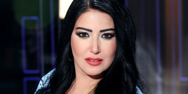 عندما سألوا النجمة سمية الخشاب عن سبب طلاقها من جميع الرجال فكشفت بكل جرأة ما كانوا يطلبونه منها كل ليلة !