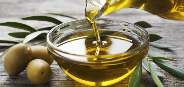 خطر يهدد حياتك..الأطباء يحذرون هذه الفئات من تناول زيت الزيتون يؤدي إلي التسمم ويسبب الوفاة؟!