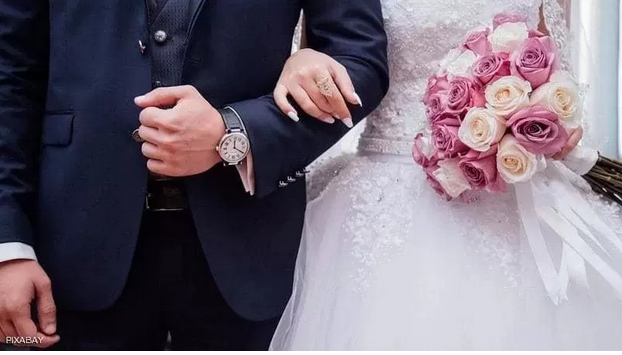 صدمة غير متوقعة..عروس تستغل عريسها السكران وتقوم بهذا العمل الفاضح بدون خجل وبكل جرأة..شاهد ماذا فعلت!!