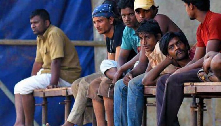 الحظ يحول مقيم فقير من هذه الجنسية إلى مليونير والمفاجأة كيف حصل على تلك الملايين !