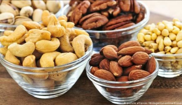 أقوى من الفياجرا .. خلط الكاجو مع هذا المكون المعجزة من الطبيعة يعطيك قوة جبارة ورغبة تدوم لساعات طويلة
