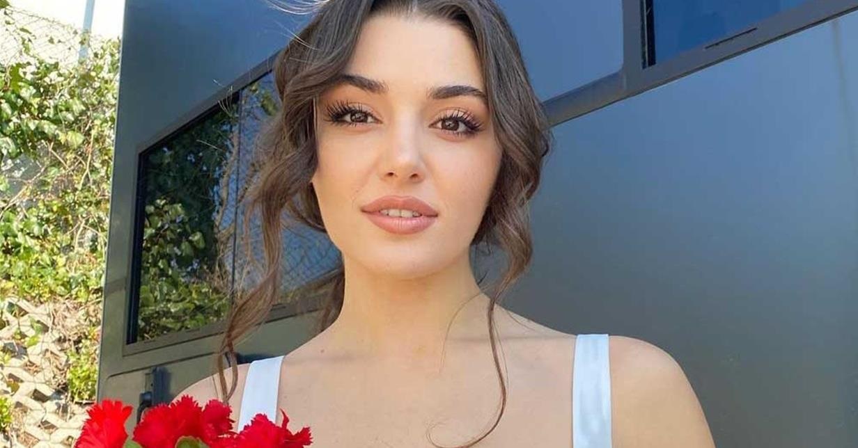 اعترافات صادمة لممثلة مشهورة.. مارست العلاقة الحميمة بشكل حقيقي أكثر من 3 مرات مع بطل هذا المسلسل.. لن تتوقع من تكون؟