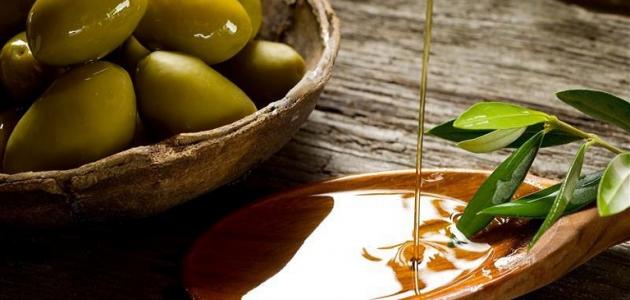 فوائد القرنفل وزيت الزيتون قبل النوم.. لن تتوقف عن استخدام هذه الوصفة بعد اليوم!!