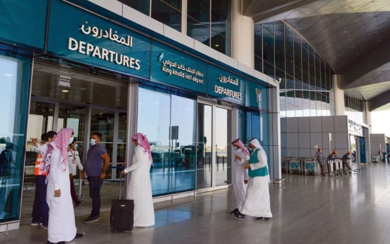 السعودية ولأول مرة تتيح تأشيرة جديدة بتسهيلات غير مسبوقة لجميع الوافدين 