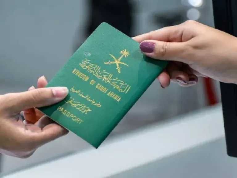 السعودية : شرط صارم لتجديد الإقامة في المملكة يربك المقيمين!