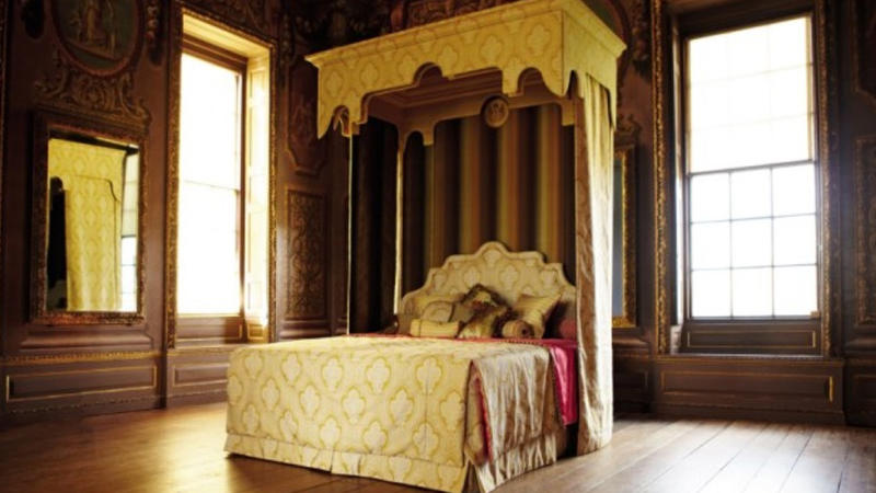 سرير الملكة إليزابيث