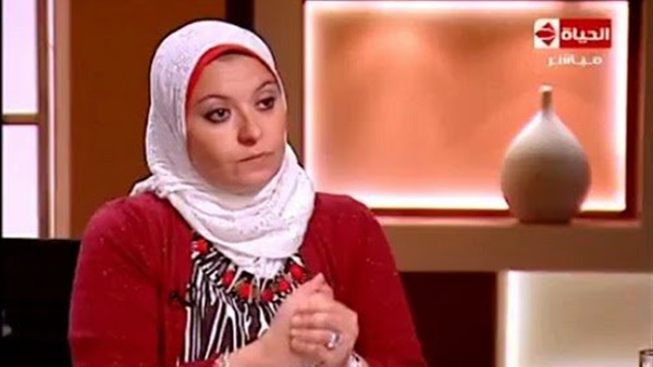 صدمة .. شابة فاتنة الجمال تعترف بكل جرأة .. زوجي طلب مني شيء محرم وهدد بالطلاق ان لم افعل !