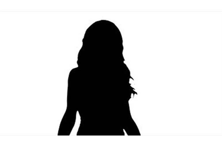 صدمة ..العثور على مغنية شهيرة مقتولة داخل شقة مفروشة..لن تصدق من تكون !