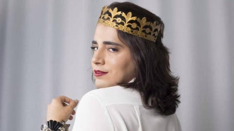 مفاجأة من العيار الثقيل ..الإماراتي المتحول بدر خلف يتزوج ويخطف قلب أجمل شاب سعودي شهير .. شاهد من هو؟