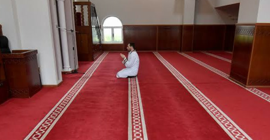  علاء محمد حسني مبارك يرد على محمد جمعة حول دعاء اللهم اشف مرضانا ومرضى المسلمين