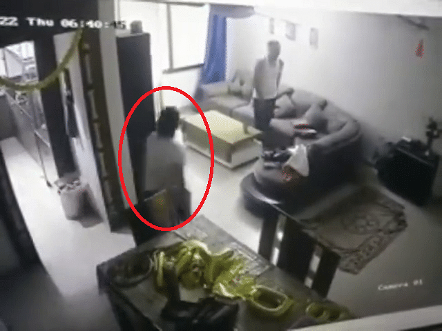 زوج يضع كاميرات سرية في غرفة نومه لينصدم بالكارثة وينكشف السر .. تفاصيل مثيرة