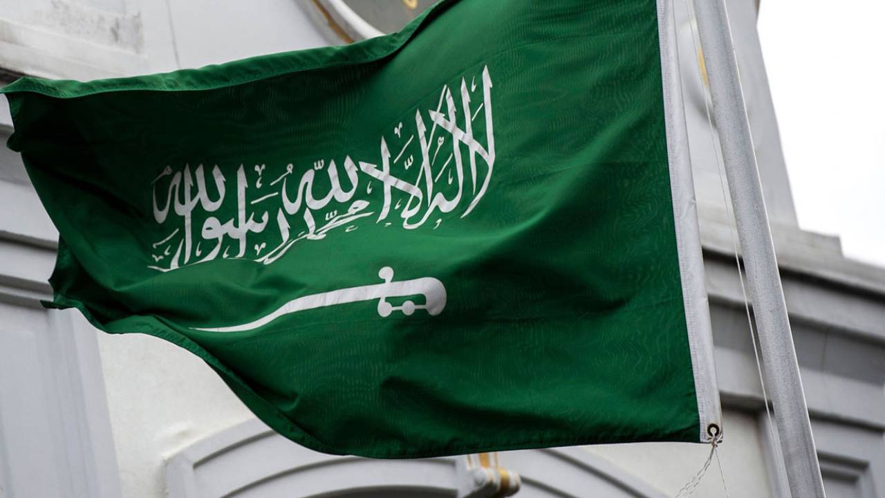واقعة تهز المملكة..وفاة ثلاثة شبان سعوديين بسبب ما فعلوه داخل خيمة مغلقة 