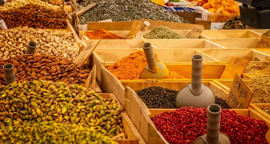 مفاجأة يتحدث عنها مواطن سعودي عاني من العقم اعوام عديدة وعندما استخدم هذا البهار حدثت معجزة 