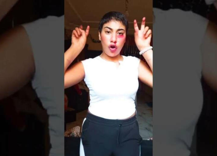 منة عبدالعزيز