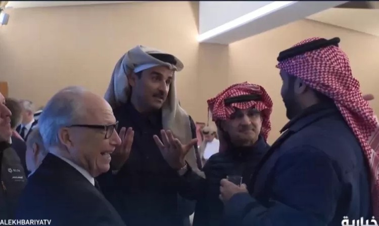 شاهد..ولي العهد السعودي محمد بن سلمان مع أمير قطر بتحدي سباق فورمولا إي