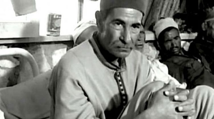  أشهر النجوم في الزمن الجميل .. غدر به الزمان فباع اللبن والخبز لإطعام أبنائه .. وعند وفاته جنازتة لم تحصل لفنان قبله!