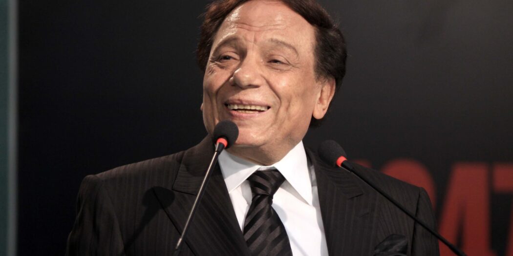 بعد انتشار انباء رحيل الزعيم عادل امام.. نقيب المهن التمثيلية أشرف زكي يؤكد هذا الأمر للجميع !